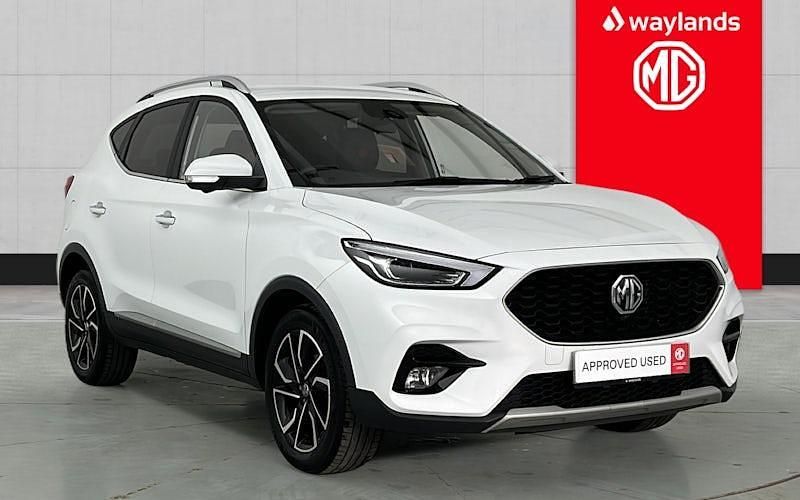 Used MG ZS Exclusive 106 HP (77 kW) 2023 Sedan