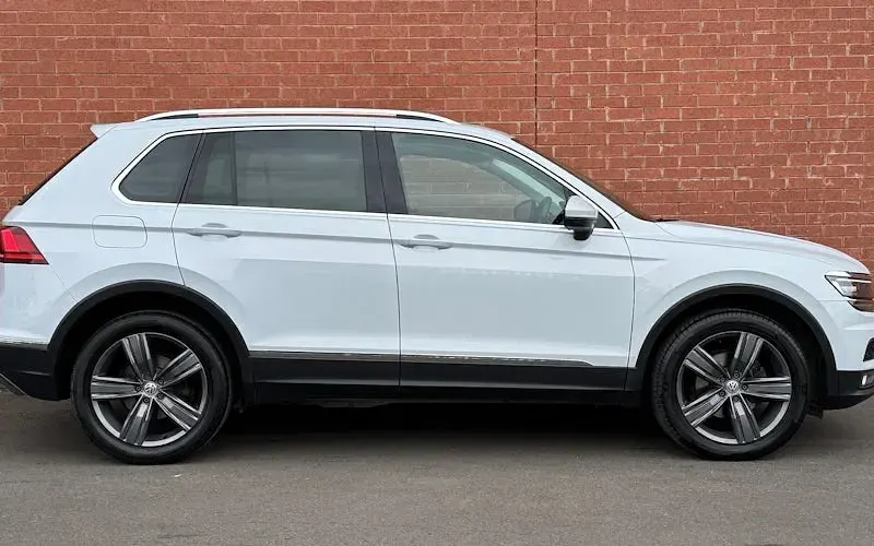 Second-hand VW Tiguan SEL 150 CP (110 kW) 2020 SUV