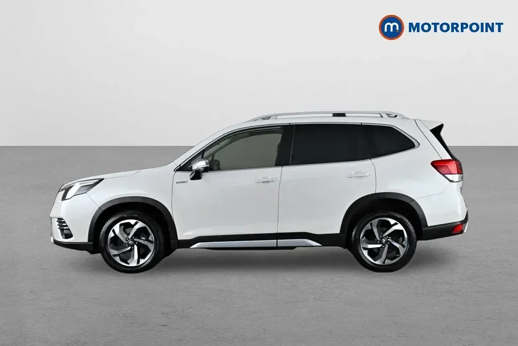 Used Subaru Forester Premium 150 HP (110 kW) 2023 White SUV