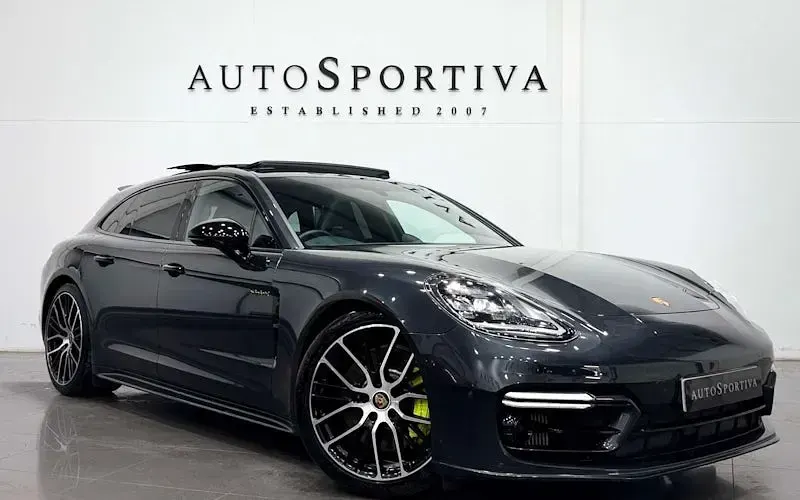 Used Porsche Panamera 4 E-Hybrid Platinum Edition 462 HP (339 kW) 2022 Hatchback