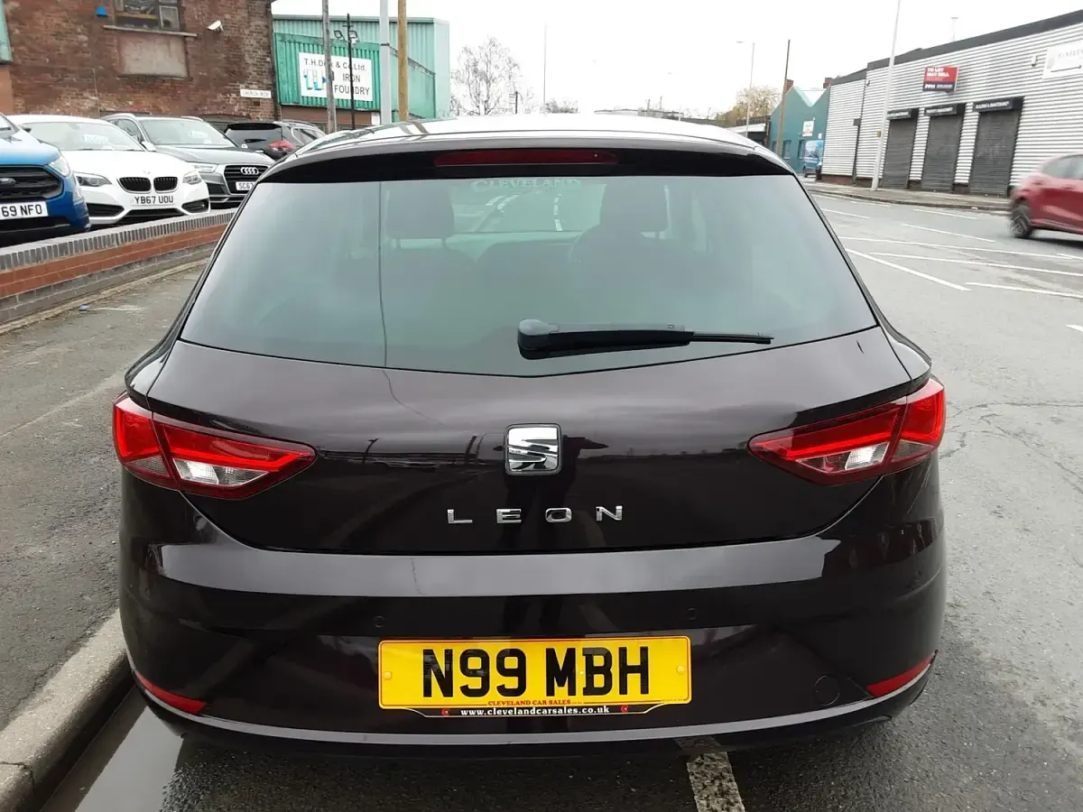 Used Seat Leon SE Dynamic 2018 Purple Hatchback