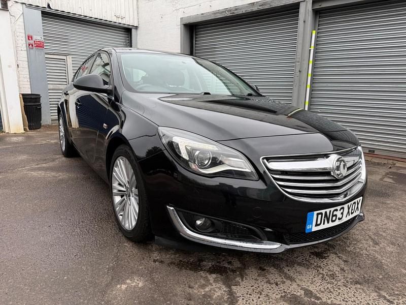 Used Vauxhall Insignia Design Edition 163 HP (119 kW) 2013 Black Hatchback