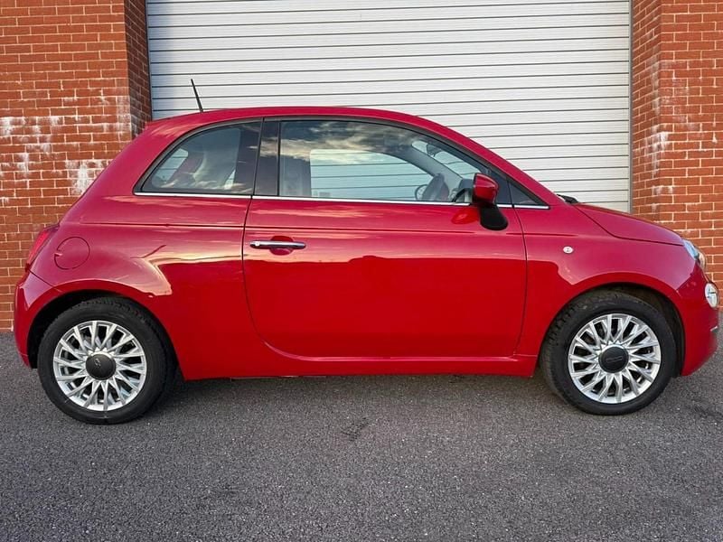 Used Fiat 500 Lounge 69 HP (50 kW) 2015 Red Hatchback