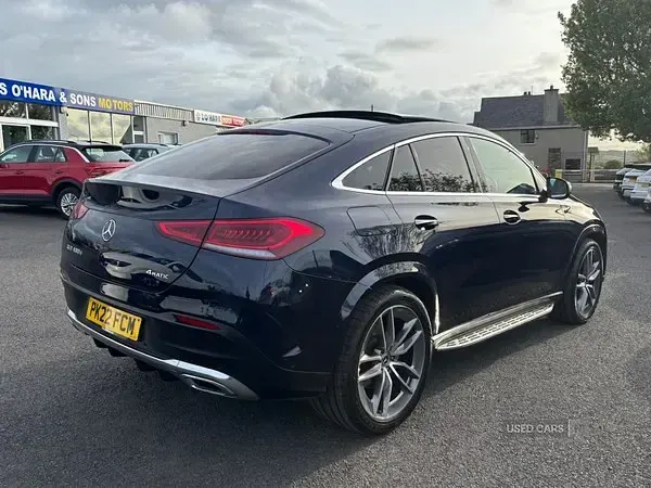 Usado Mercedes GLE400 AMG Line Premium Plus 2022 Azul Coupé