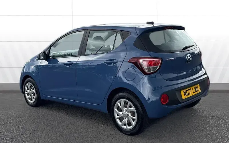 Used Hyundai i10 SE 67 HP (49 kW) 2020 Hatchback