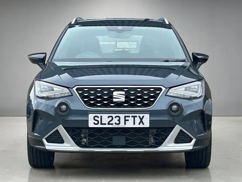 Used Seat Arona Xperience Lux 110 HP (80 kW) 2023 Grey SUV