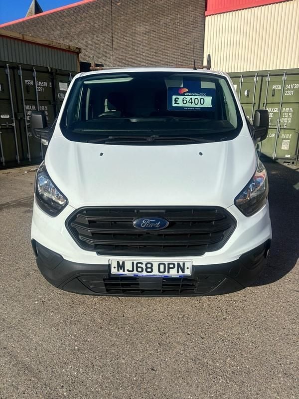 Used Ford Transit Custom 105 HP (77 kW) 2018 White Van