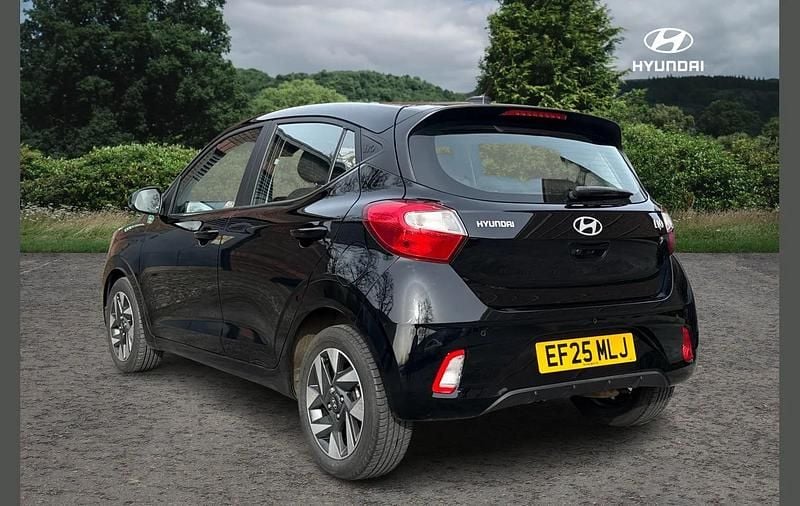 Used Hyundai i10 Advanced 62 HP (45 kW) 2025 Black Hatchback