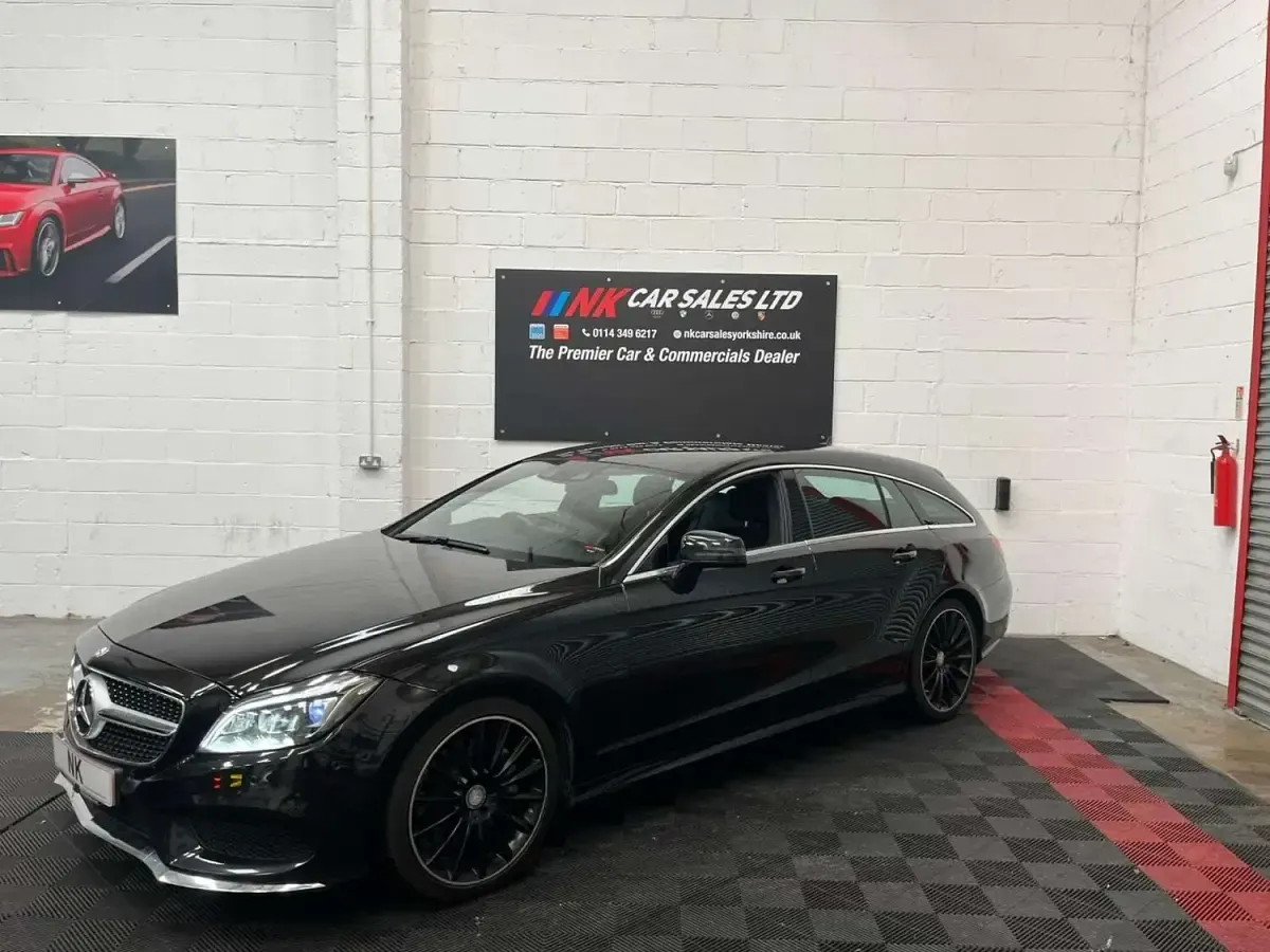 Used Mercedes CLS350 AMG line 2015 Black Estate