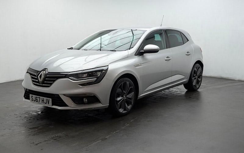 Used Renault Mégane IV Signature 131 HP (96 kW) 2017 Silver Hatchback