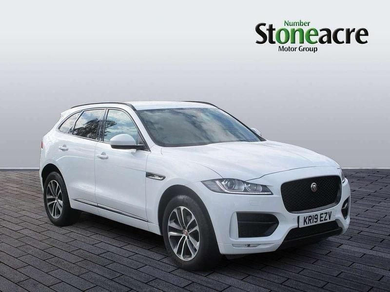 White Used 2019 Jaguar F-Pace R-Sport SUV | £15,790 (Fair price) - Image 1/4