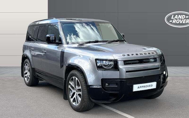 Grey Used 2024 Land Rover Defender HSE Dynamic SUV | £62,569 (Good price) - Image 1/4