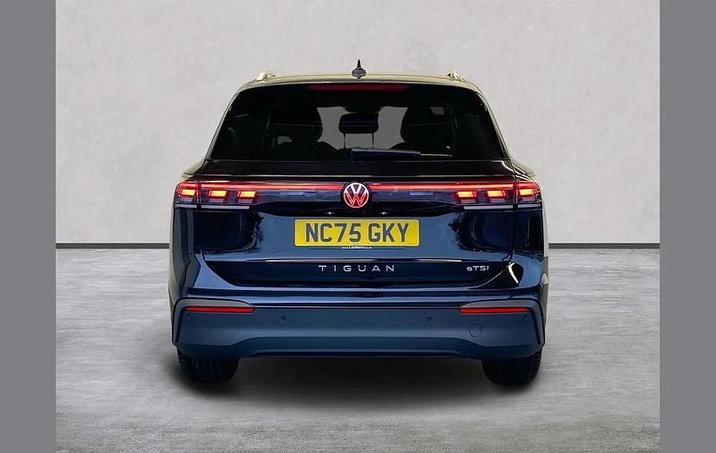 New VW Tiguan Match 128 HP (94 kW) 2026 Black SUV