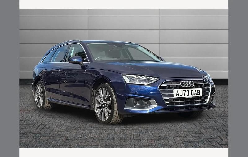 Used Audi A4 Sport 204 HP (150 kW) 2024 Blue Estate