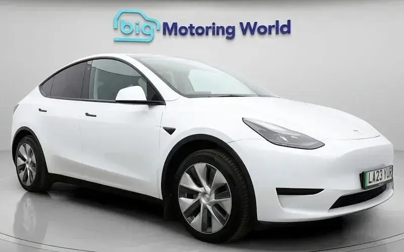 Used Tesla Model Y Standard Range 219 kW (299 HP) 2023 SUV