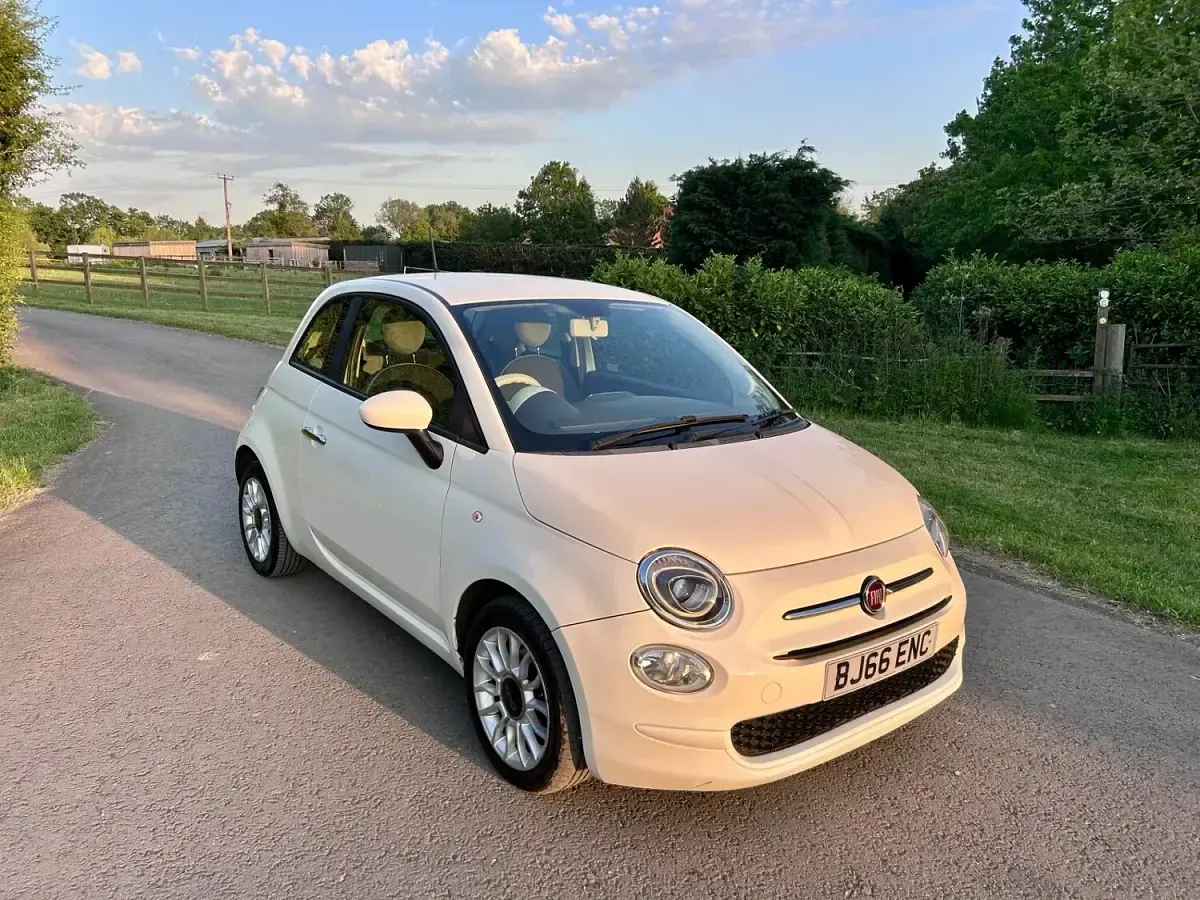 Used Fiat 500 Pop Star 69 HP (50 kW) 2016 White Hatchback