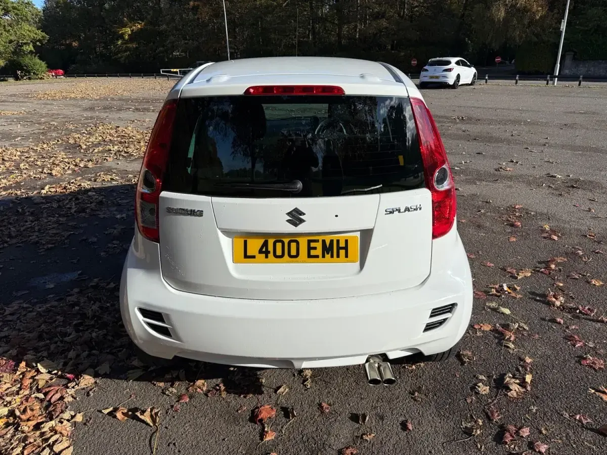 Used Suzuki Splash SZ4 94 HP (69 kW) 2014 White Hatchback