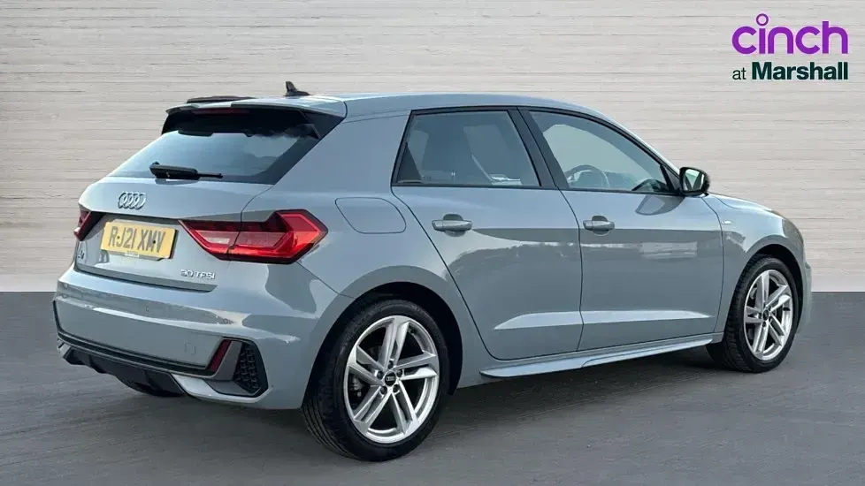 Usado Audi A1 S-Line 110 HP (80 kW) 2021 Cinzento SUV