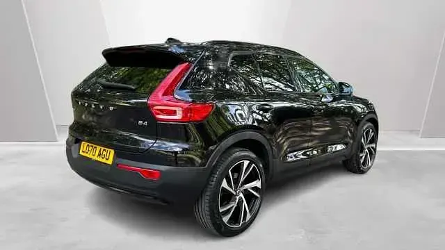 Used Volvo XC40 R-Design Pro 194 HP (142 kW) 2021 SUV