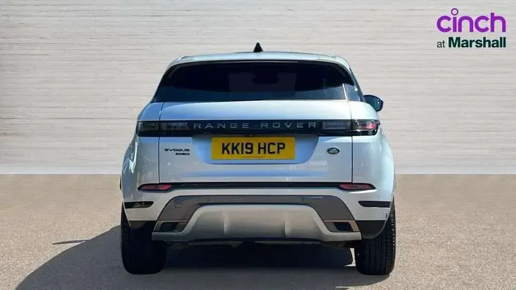 Used Land Rover Range Rover evoque HSE Dynamic 180 HP (132 kW) 2019 Silver SUV