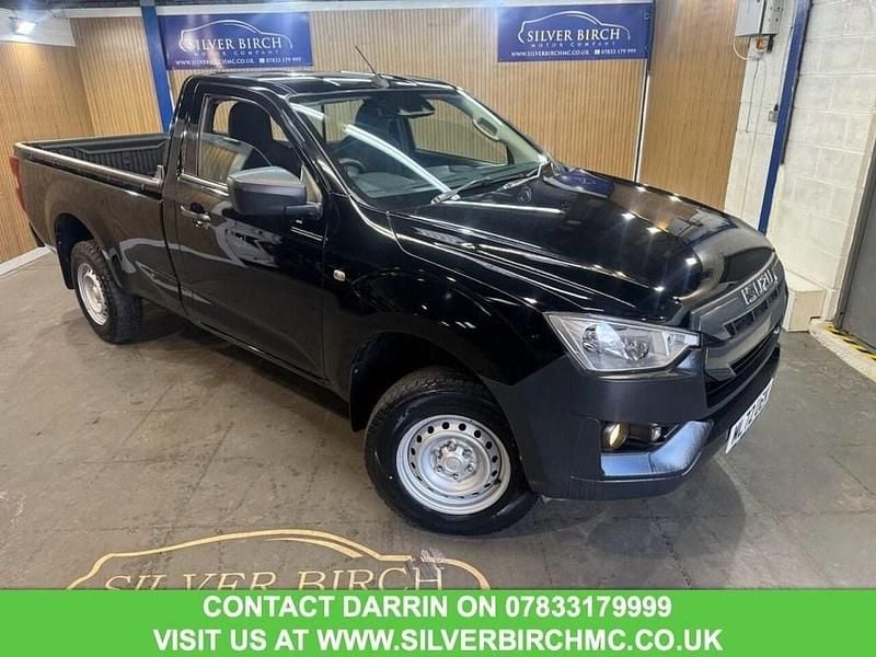 Black Used 2022 Isuzu Pick up Pickup | £17,990 (A bit pricey) - Image 1/4