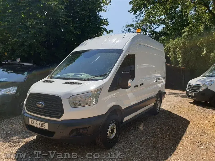Used Ford Transit 155 HP (114 kW) 2016 White Van