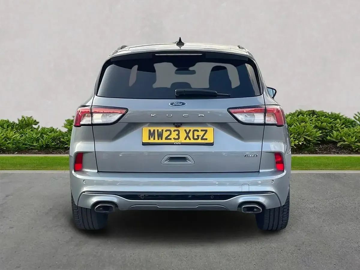 Used Ford Kuga ST-Line X 225 HP (165 kW) 2023 Silver SUV