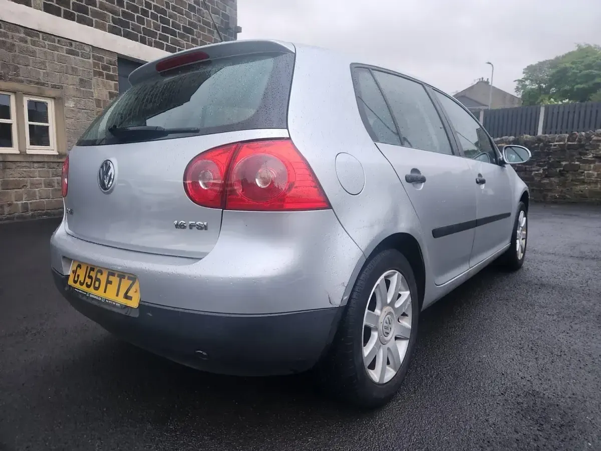 Używany VW Golf IV S 2006 Srebrny Hatchback