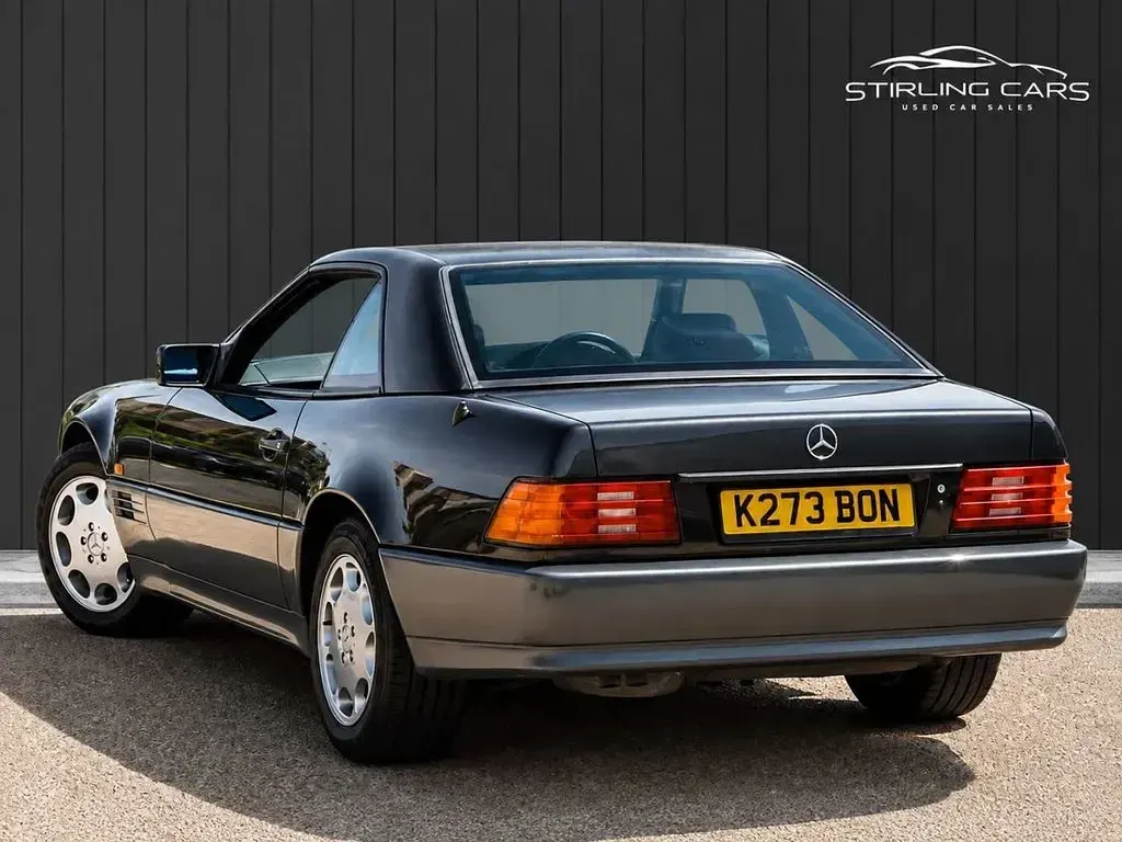Used Mercedes 190 190 HP (139 kW) 1993 Black Sedan