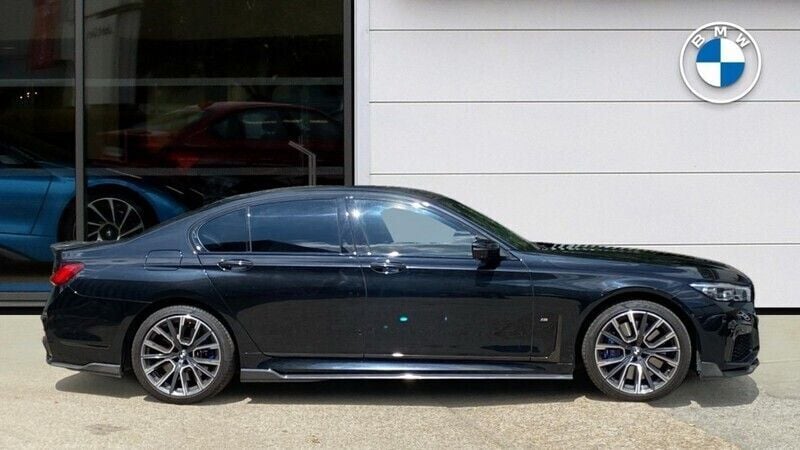 Used BMW 740 M Sport 335 HP (246 kW) 2020 Black Sedan