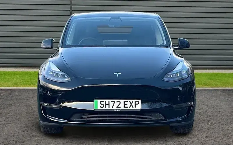 Usado Tesla Model Y Long Range AWD 286 kW (389 HP) 2025 SUV