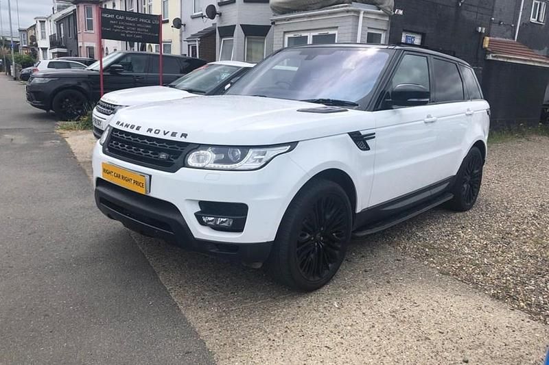 Used Land Rover Range Rover HSE Dynamic 275 HP (202 kW) 2015 SUV