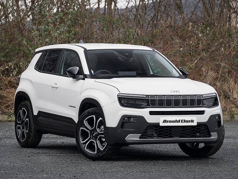 Special solid snow white New 2025 Jeep Avenger Summit SUV | £23,498 (A bit pricey) - Image 1/4