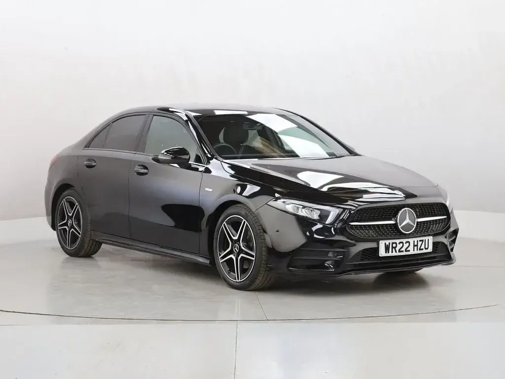 Used Mercedes A180 Executive 136 HP (100 kW) 2022 Black Sedan