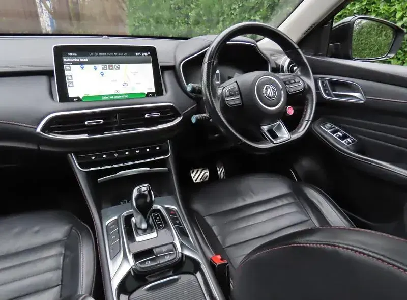 Used MG HS Exclusive 162 HP (119 kW) 2022 Black SUV