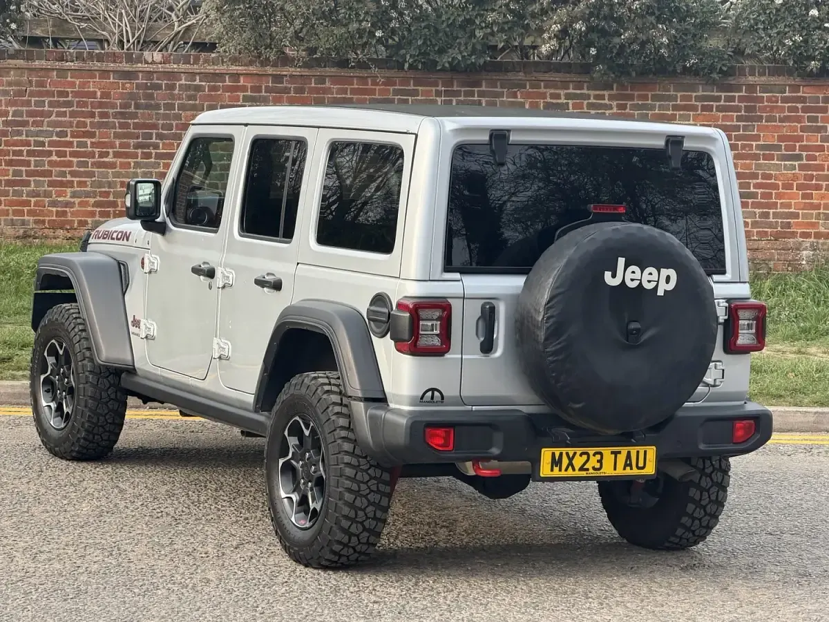 Used Jeep Wrangler Rubicon 268 HP (197 kW) 2023 Grey SUV