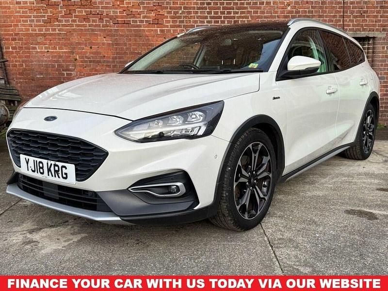Used Ford Focus Active 125 HP (91 kW) 2018 White Estate