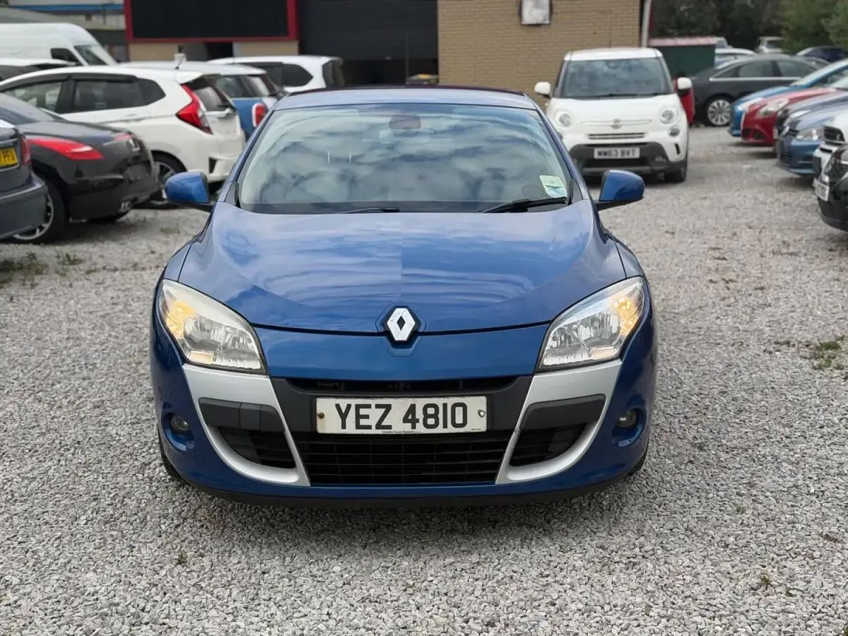 Używany Renault Mégane Coupé Dynamique 2009 Niebieski Coupe
