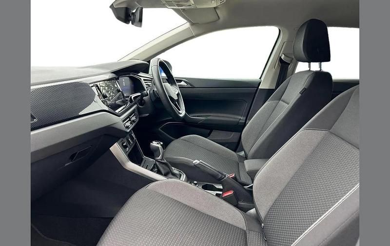 Used VW Taigo Life 110 HP (80 kW) 2023 White SUV