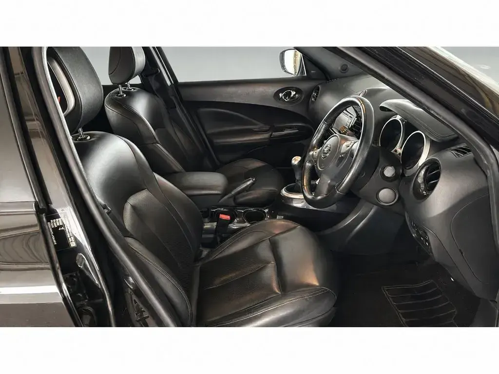 Used Nissan Juke Tekna 2019 Black SUV