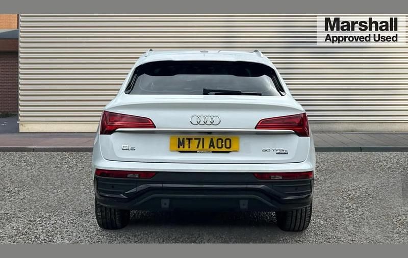 Used Audi Q5 Sportback Sport 295 HP (216 kW) 2021 White SUV