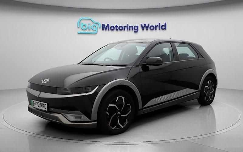 Used Hyundai Ioniq Premium 125 kW (170 HP) 2024 Hatchback