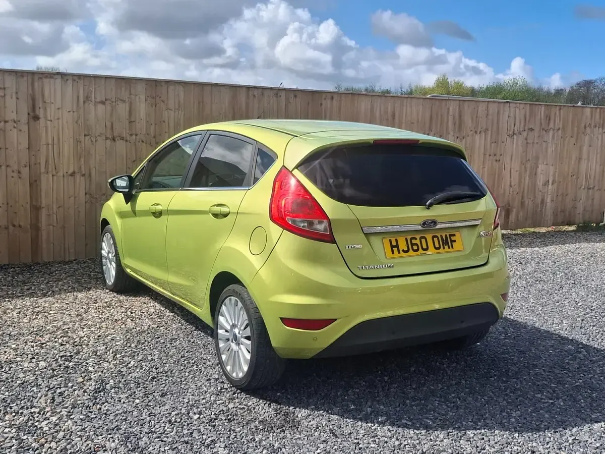 Used Ford Fiesta Titanium 2010 Green Hatchback