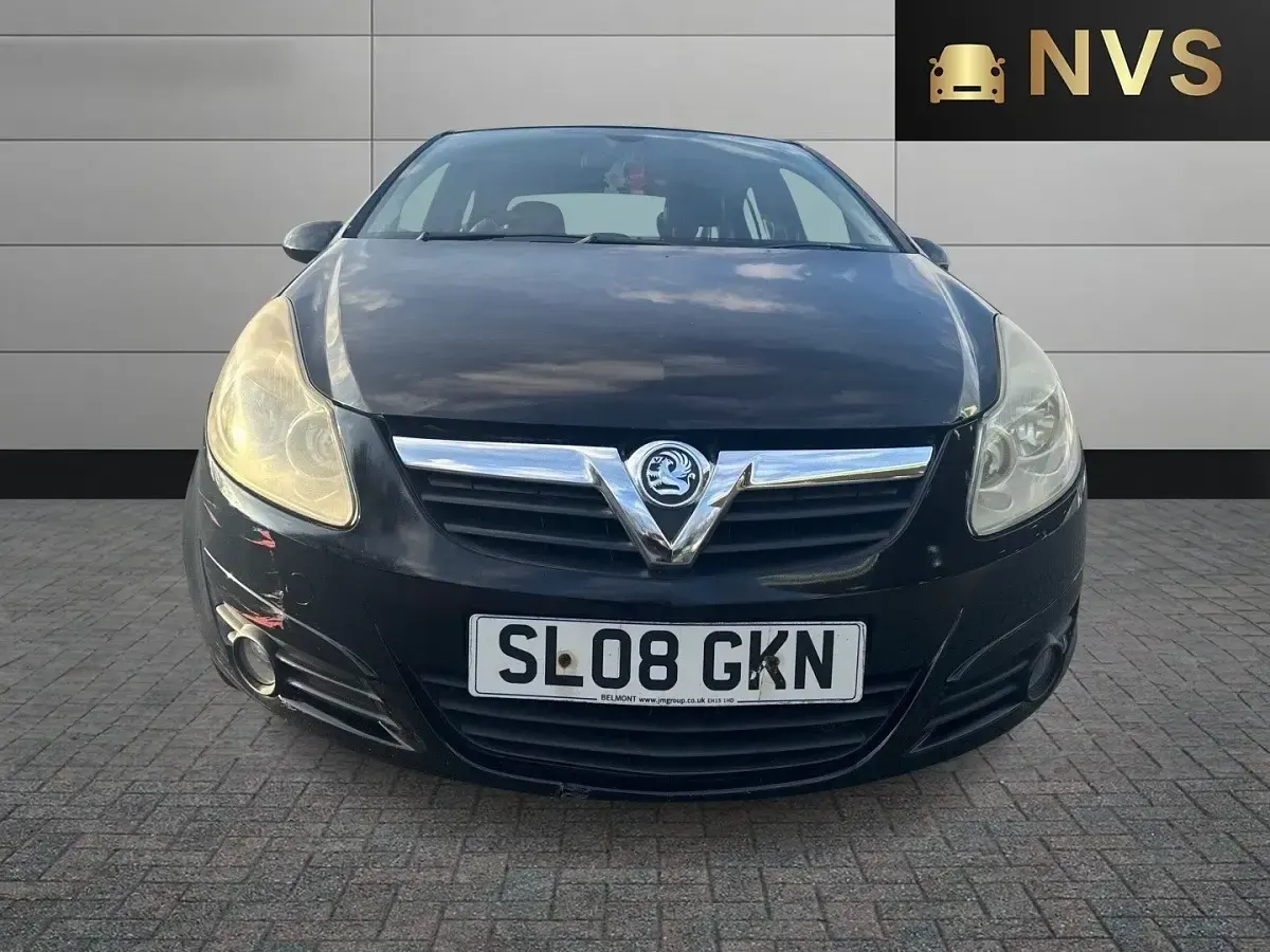 Usado Vauxhall Corsa Design Edition 89 HP (65 kW) 2008 Preto Citadino