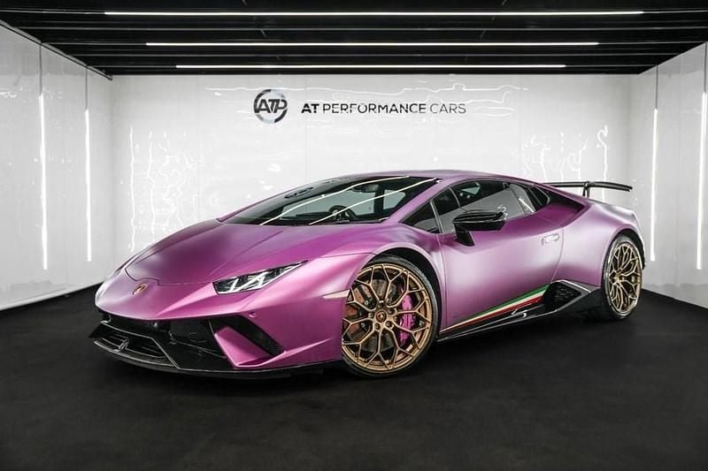 Purple Used 2018 Lamborghini Huracán Coupe | £184,990 (Good price) - Image 1/4