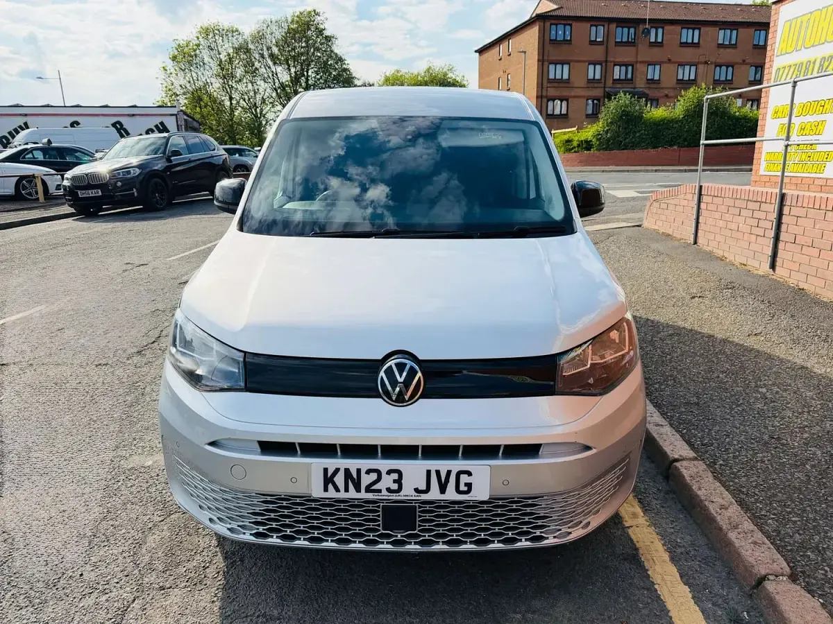 Used VW Caddy Pro 122 HP (89 kW) 2023 Silver MPV