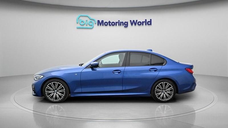 Used BMW 320 M Sport 184 HP (135 kW) 2021 Blue Sedan