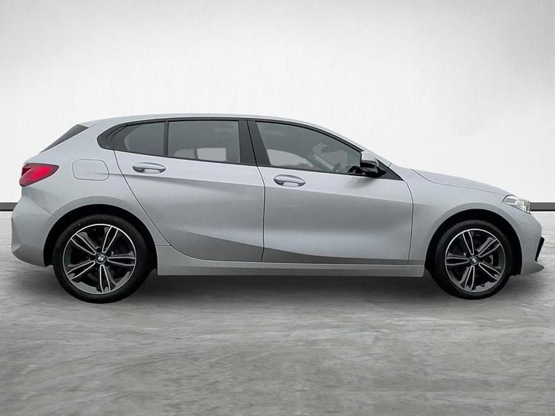 Used BMW 118 Sport Line 138 HP (101 kW) 2020 Grey Hatchback