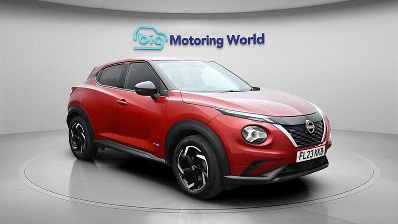 Used Nissan Juke N-Connecta 143 HP (105 kW) 2023 Red SUV