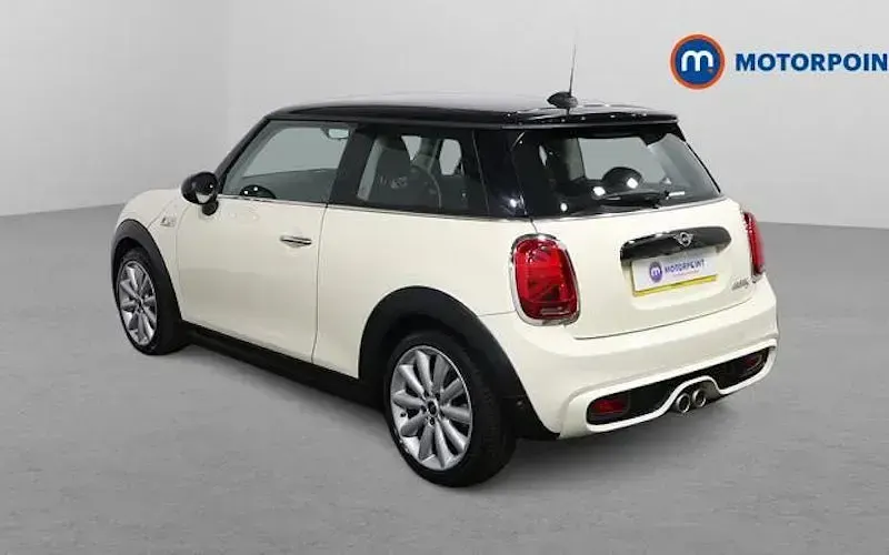 Used Mini Cooper S Classic 192 HP (141 kW) 2020 Hatchback
